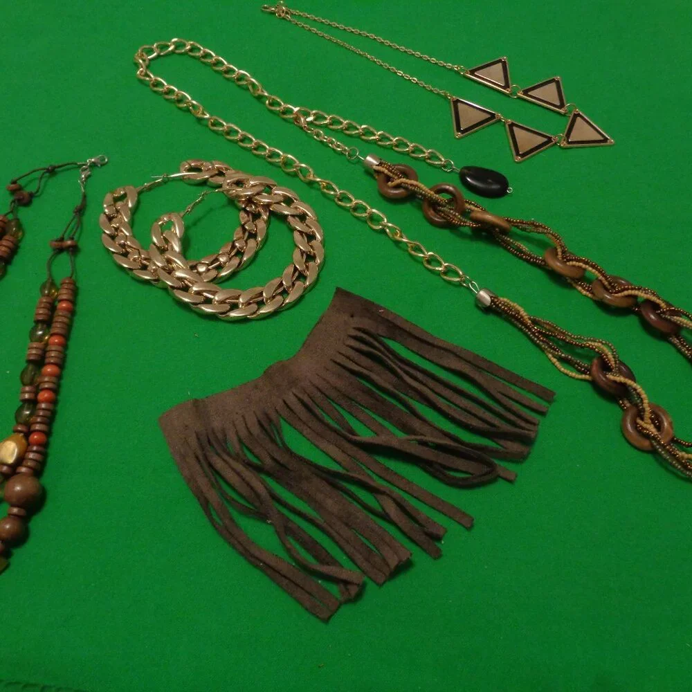 BOHEMIAN DREAMER 3 NEW NECKLACES 1 RETRO EARINGS PIECE OF FRINGE LOT